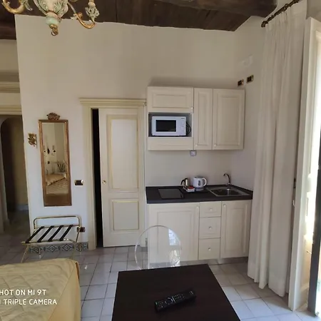 Residenza Del Duca & 4*