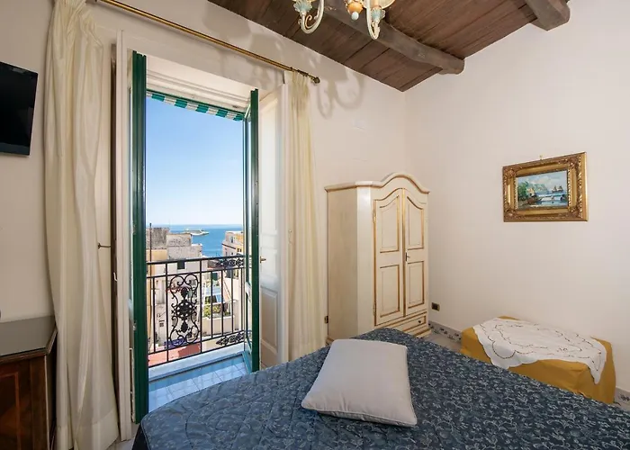 بيت ضيافة Residenza Del Duca & 4*